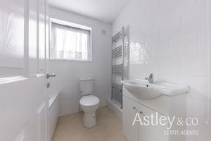 bathroom- click for photo gallery